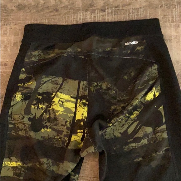 Adidas Small Climalite Capri Leggings - Picture 3 of 5